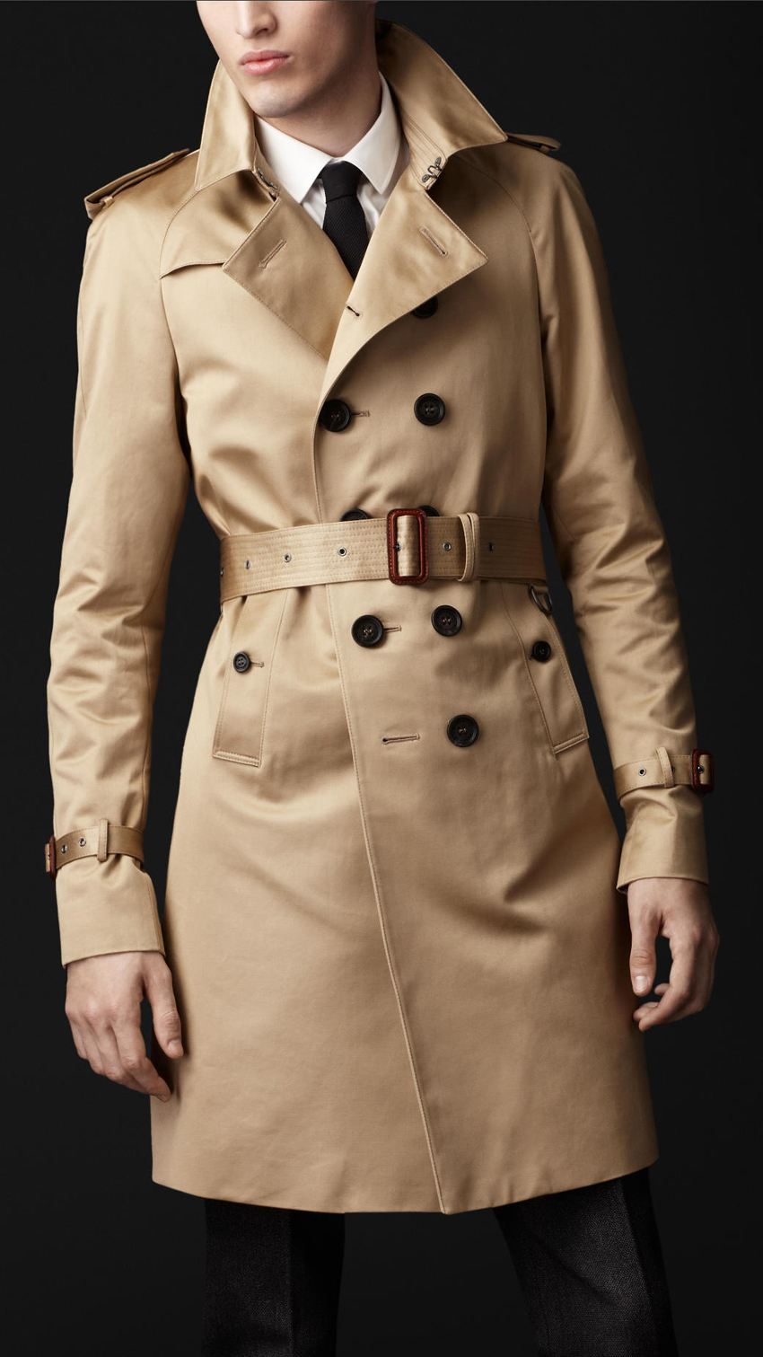 Description: http://www.moderngentlemanmagazine.com/wp-content/uploads/2013/02/Burberry-Prorsum-men-cotton-military-trench-coat-1-1.jpg