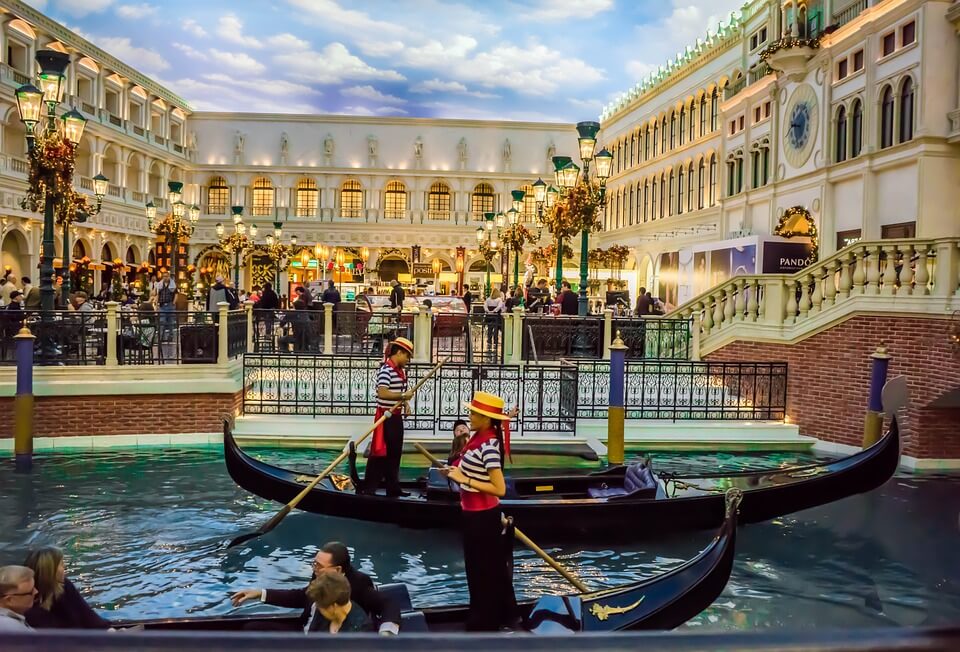 venetian-562758_960_720 (1) (1).jpg